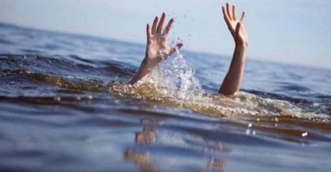 Мужчина утонул рядом со знаком "Здесь утонул человек" в водоеме под Светлогорском