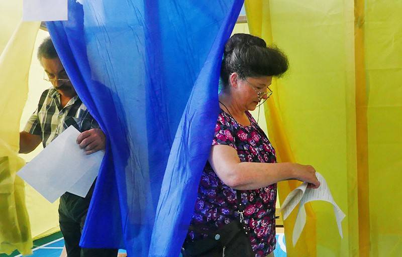 Как проходят парламентские выборы на Украине