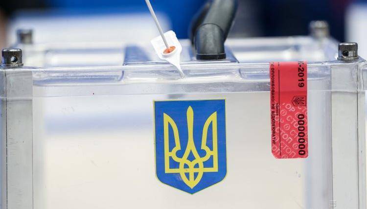 Закончилось голосование за пределами Украины: в США украинцы почти не заметили проведение выборов
