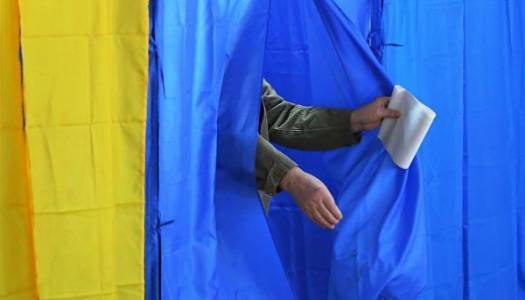 Спостерігачі заявляють, що вибори в Україні пройшли спокійно