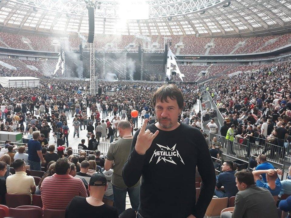 Ближе к звездам. Как ульяновский режиссер испытал шок на концерте группы Metallica в Москве