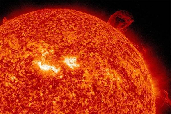 Учёным впервые удалось понаблюдать за активностью плазмы в атмосфере Солнца