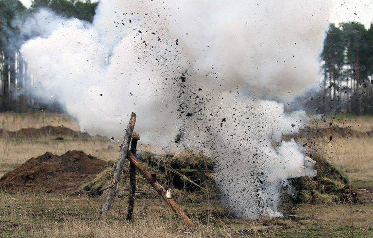 Войска ЛНР ответным огнем уничтожили двух украинских боевиков | Новороссия