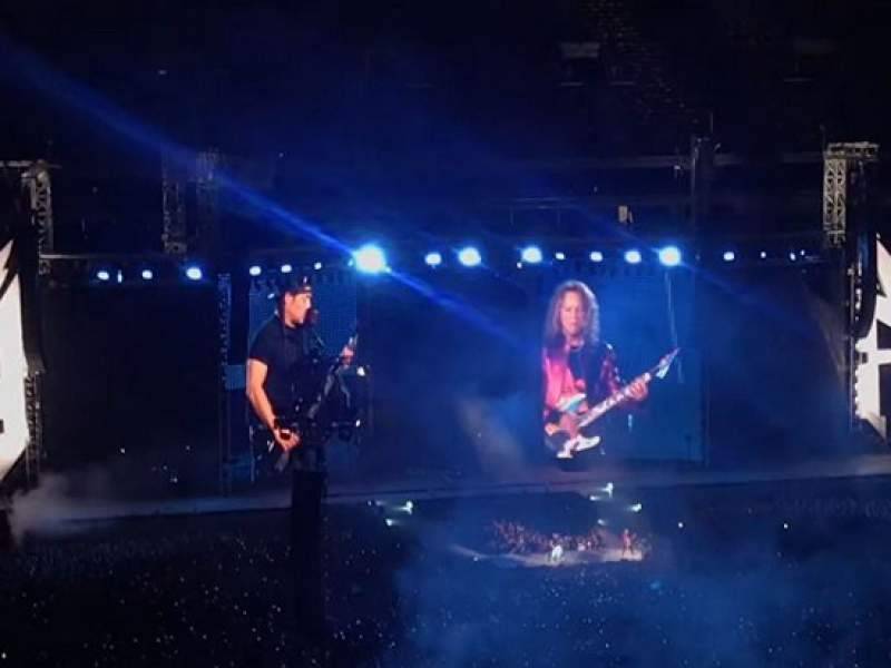Metallica спела "Группу крови" в Москве