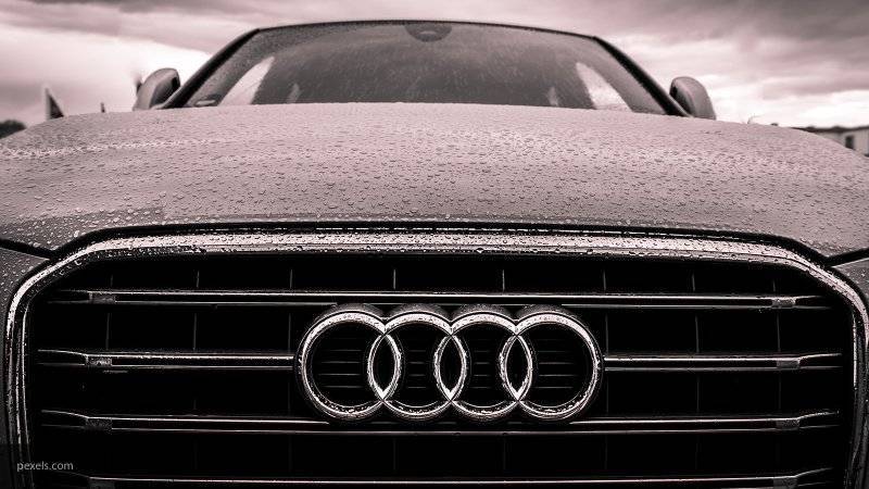 Audi представила обновление кроссовера SQ7