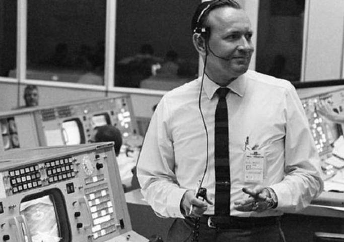 Скончался первый руководитель полетов НАСА Крис Крафт