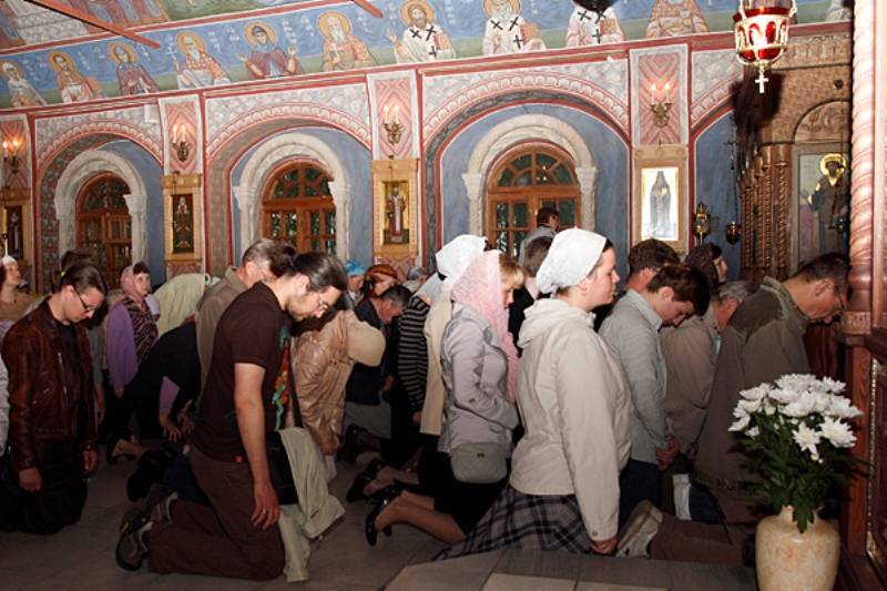 Украинцам придётся затянуть пояса и без устали молиться за прекращение войны
