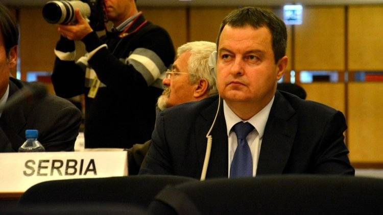 Глава МИД Сербии назвал комой диалог Белграда и Приштины