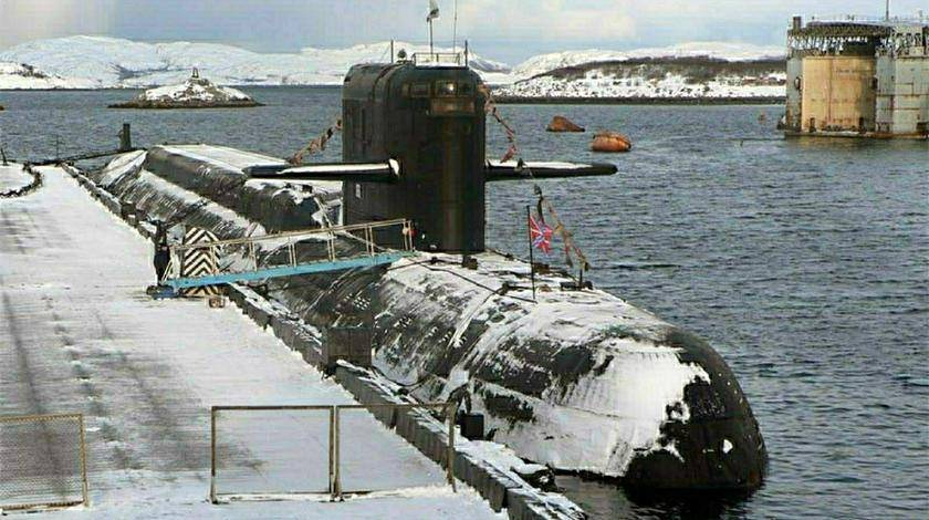 Погибших на "Лошарике" подводников можно было спасти