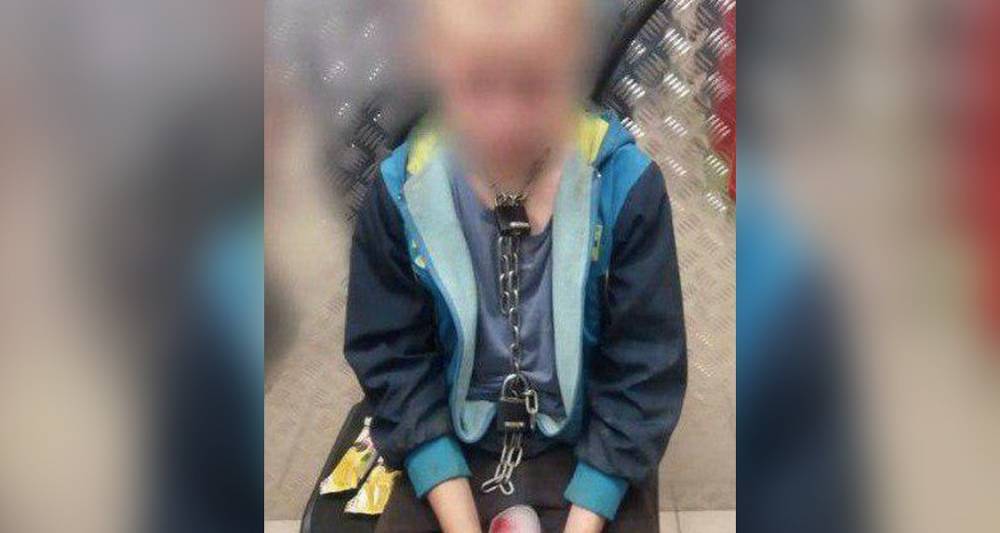 Житель Кубани посадил на цепь в сарае 10-летнего сына