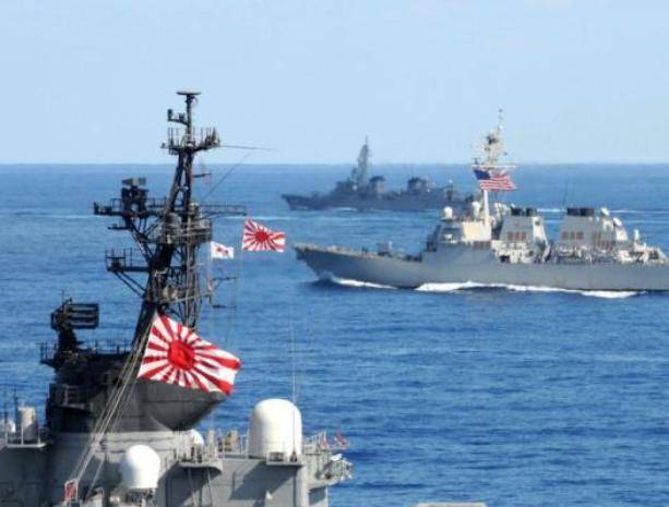 Япония думает: что она забыла в Ормузском проливе