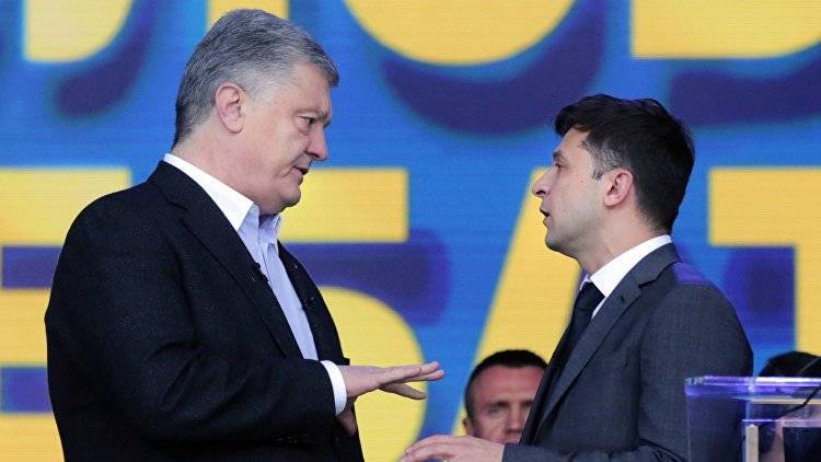 СМИ рассказали, как Порошенко намерен "расшатать" ситуацию на Украине