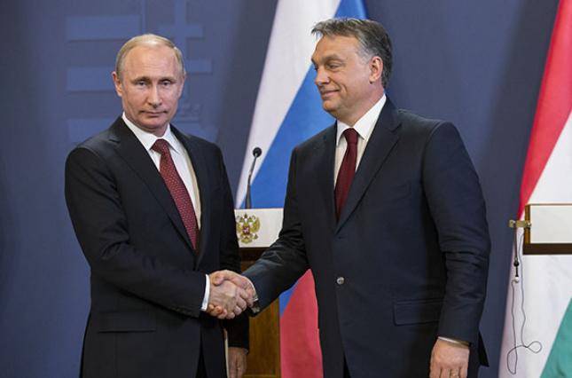 Прокремлевского высокопоставленного политика из Венгрии заметили в России
