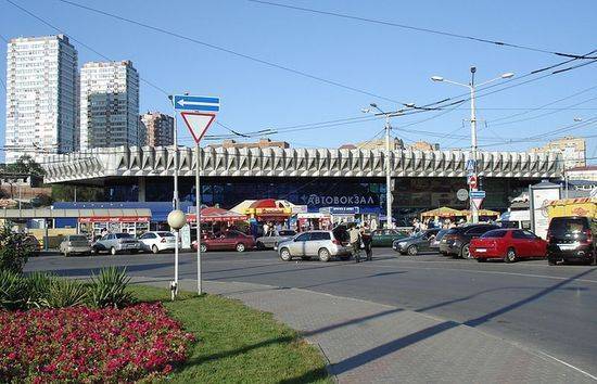Из-за сильных ливней в Краснодаре автобусное сообщение с Ростовом не пострадало