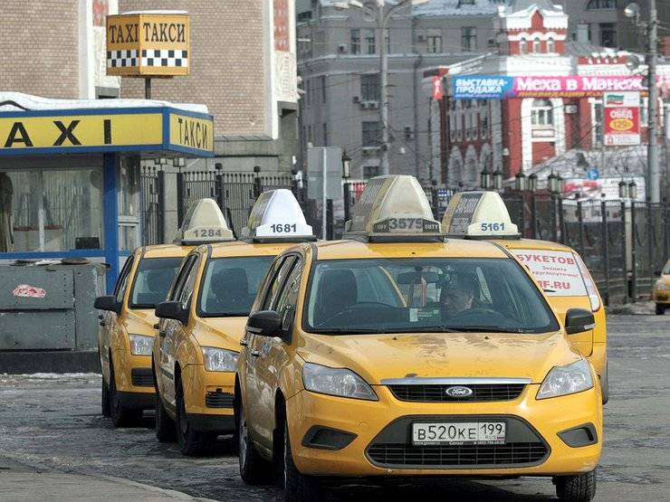 В московских такси появились мини-бары