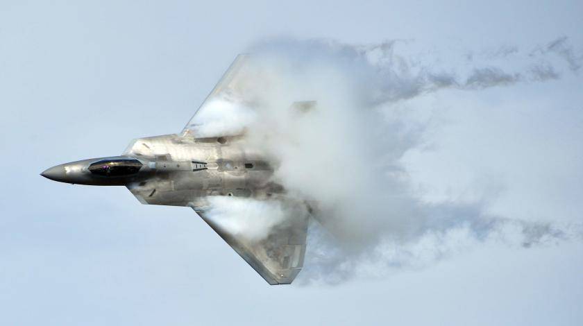 Россия "глушит" F-22 и F-35 на Ближнем Востоке