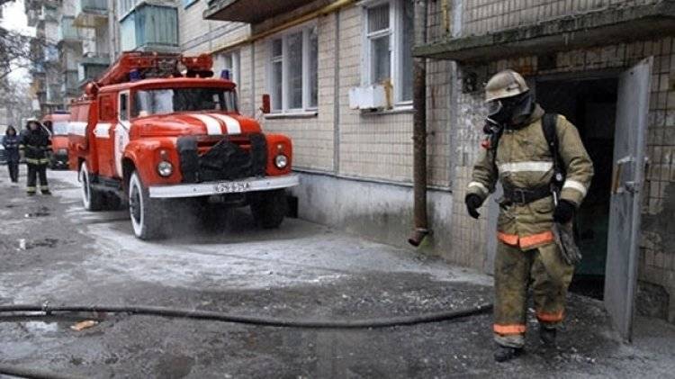Четыре человека стали жертвами пожара в квартире в Псковской области