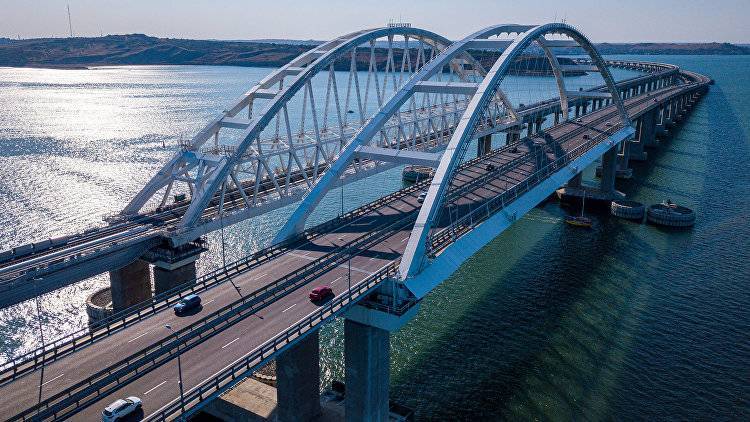 Рекорд побит: с начала лета по Крымскому мосту проехали более 1 млн авто
