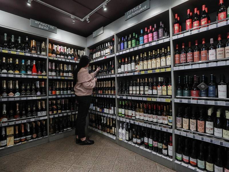 Законопроект о продаже алкоголя после 21 года внесли в Госдуму