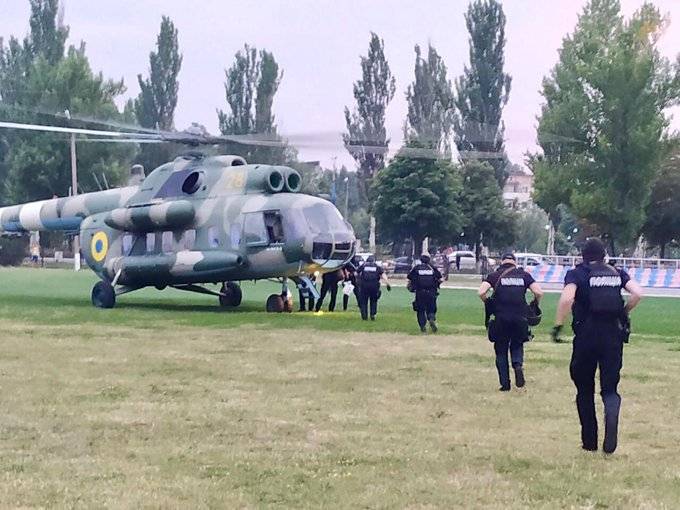 В Красноармейск для подсчета голосов направлен вертолет со спецназом | Новороссия