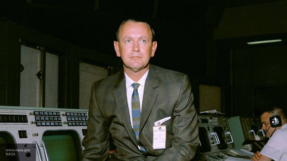 Ушел из жизни первый руководитель полетов космических миссий NASA Крис Крафт