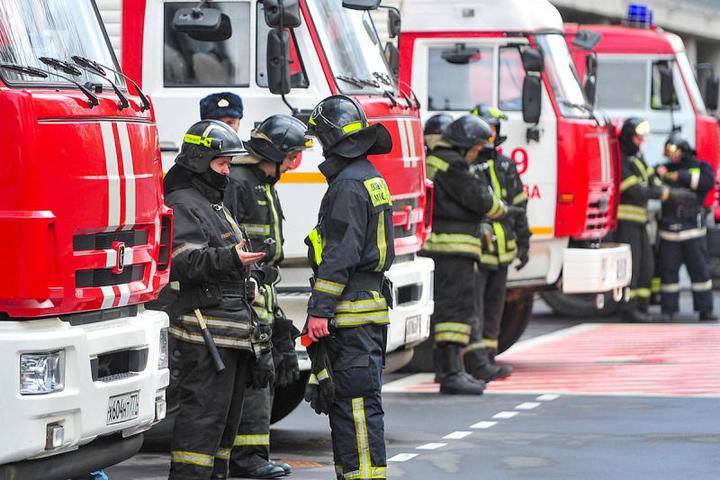 Пожар в подвале здания Росгвардии на улице Красноказарменная ликвидировали