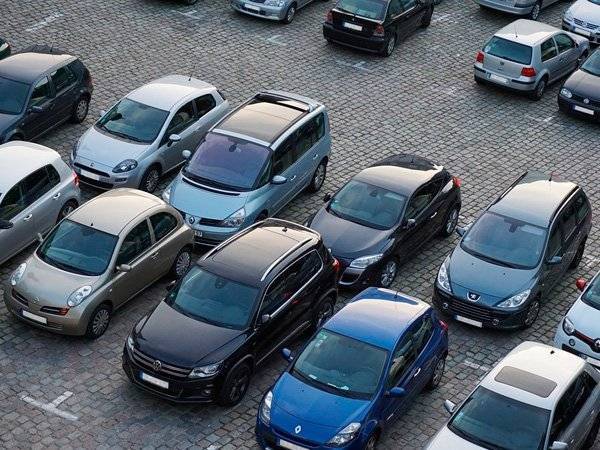 Росстандарт предложил уменьшить размер машиномест на парковках