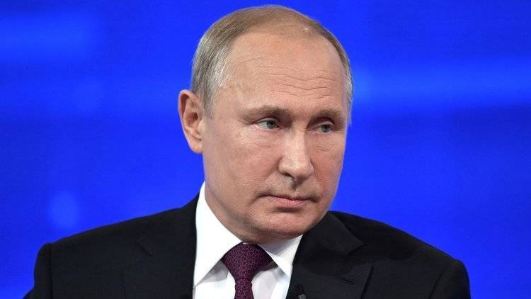 Путин призвал регионы мониторить СМИ на предмет сообщений о нарушении прав граждан