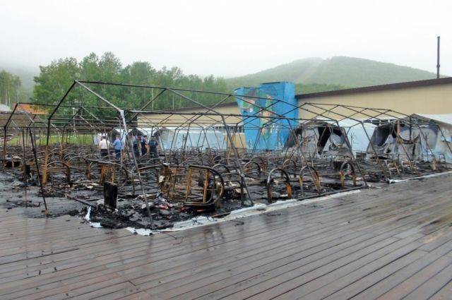 Власти Хабаровска края назвали возможную причину пожара в лагере