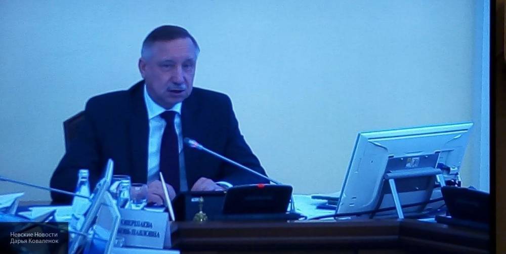 Беглов заявил, что нужно активнее разъяснять петербуржцам пользу социальных участковых