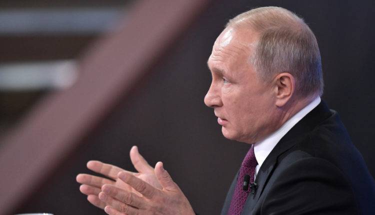 Путин: Россия продолжит помогать Сирии в защите суверенитета