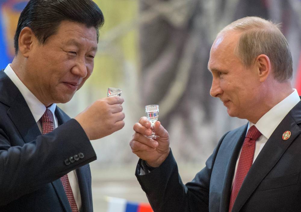 Китай и Россия продолжат совершенствовать военное сотрудничество в условиях «новой эры» в отношениях