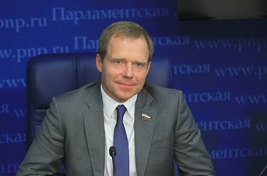 Кутепов рассказал о законопроекте по увеличению социальных налоговых вычетов многодетным семьям