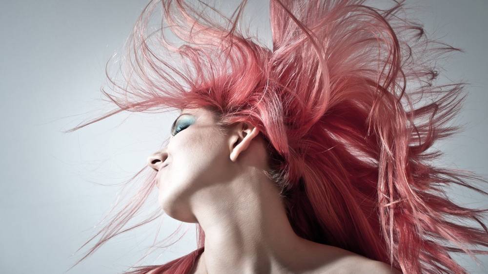 Неправильно подобранный шампунь может нанести вред волосам