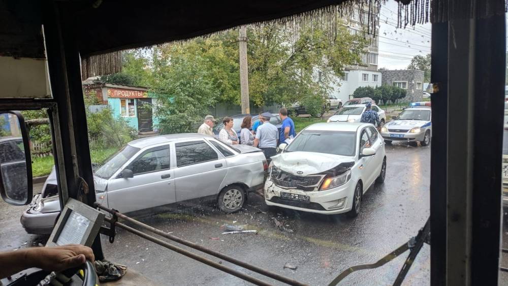 Утром в Рязани произошло массовое ДТП – РИА «7 новостей»