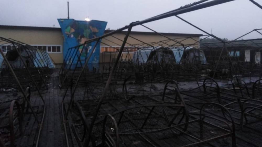 Сотрудника МЧС задержали по делу о пожаре в палаточном лагере «Холдоми»