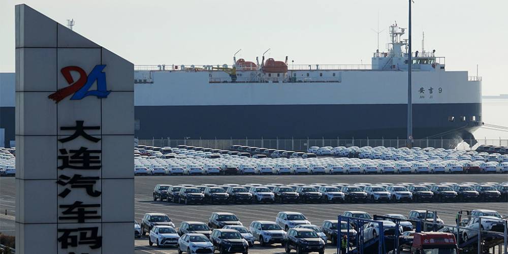 Китай начал экспортировать поддержанные автомобили в Россию