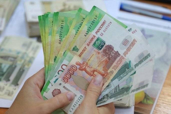 В Уфе банковский кассир подозревается в хищении 6,5 млн рублей