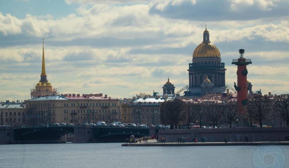 Александр Беглов: Петербург должен заработать федеральные гранты и направить их на соцподдержку горожан