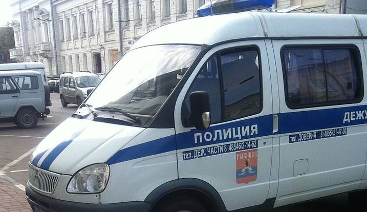 СМИ: Стилиста из Казахстана нашли мертвым в салоне красоты в Москве