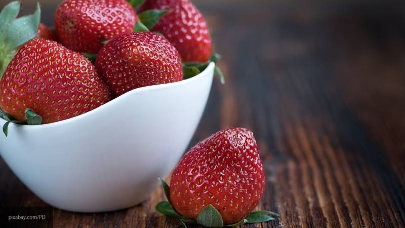 Роспотребнадзор обнаружил недостаточное содержание витаминов во фруктах и ягодах