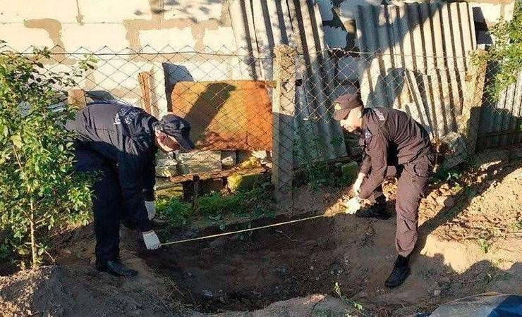 В Слониме два года назад пропал мужчина. Его нашли закопанным во дворе
