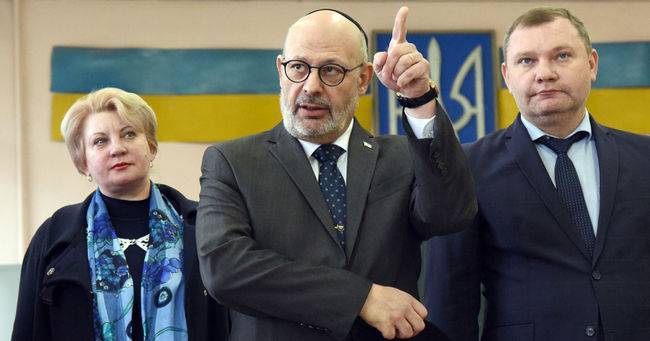 Посол Лион поздравил украинцев с демократическими выборами