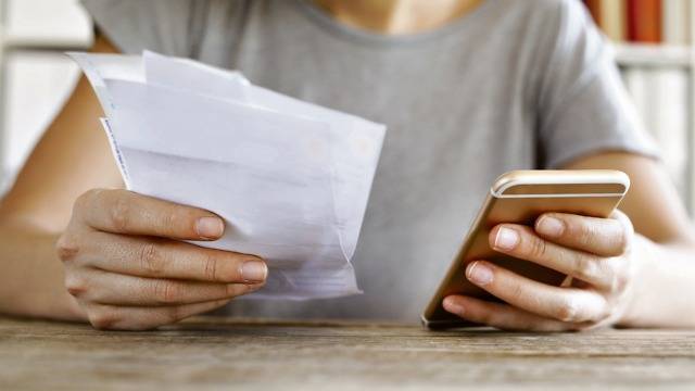 Новая афера: мошенники рассылают sms от имени банка для завладения вашими деньгами