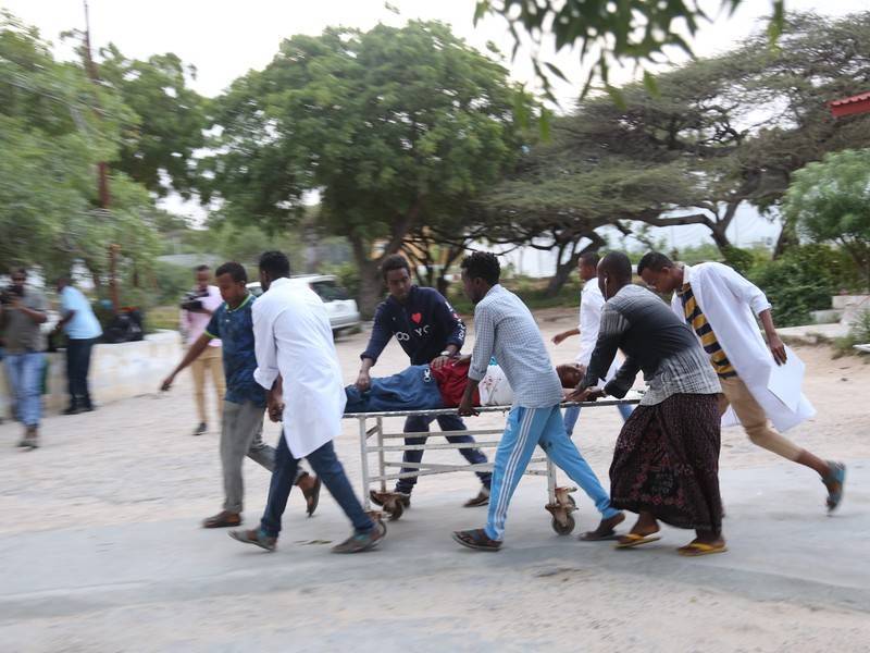 Число жертв взрыва в столице Сомали возросло