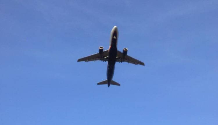 Airbus A321, вылетевший из Осло в Москву, вернулся в аэропорт из-за неполадок