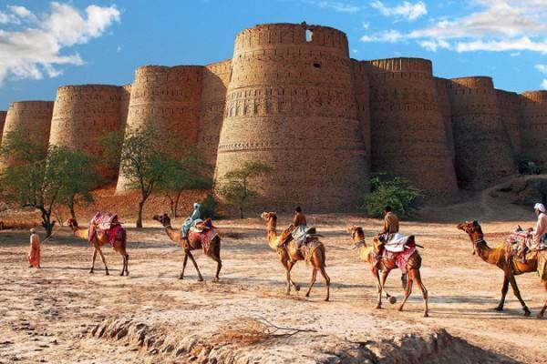 Форт Раникот - гигантская стена в Пакистане