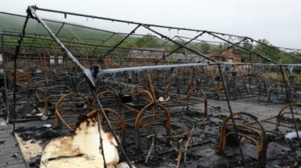 Власти Хабаровского края назвали возможную причину пожара в палаточном лагере