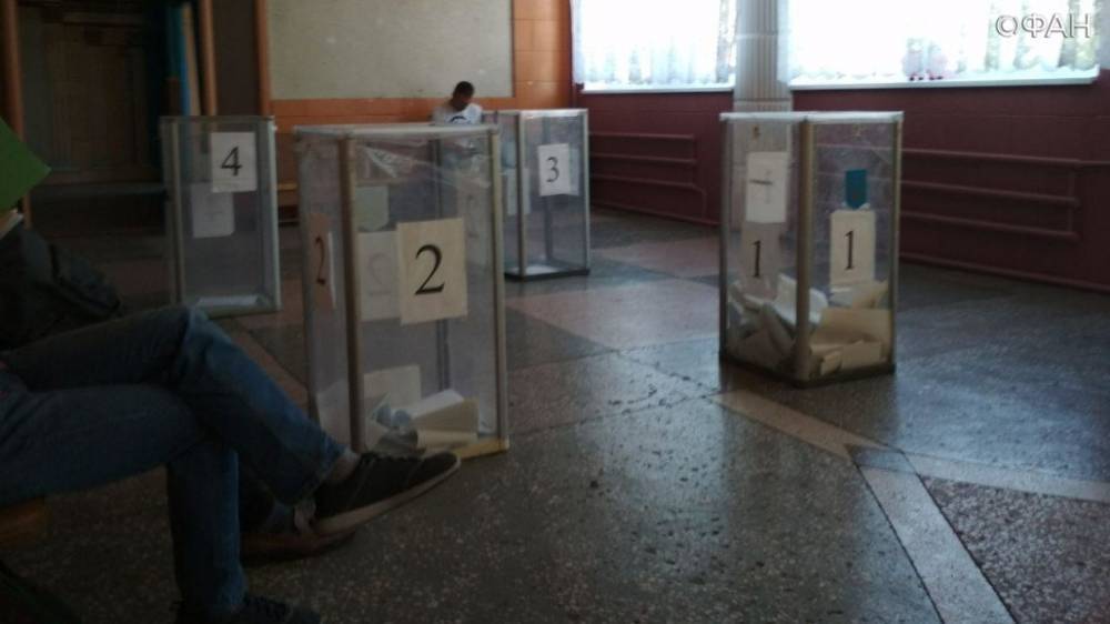 ЦИК Украины сообщил, что по итогам обработки 10% протоколов в Раду проходят пять партий