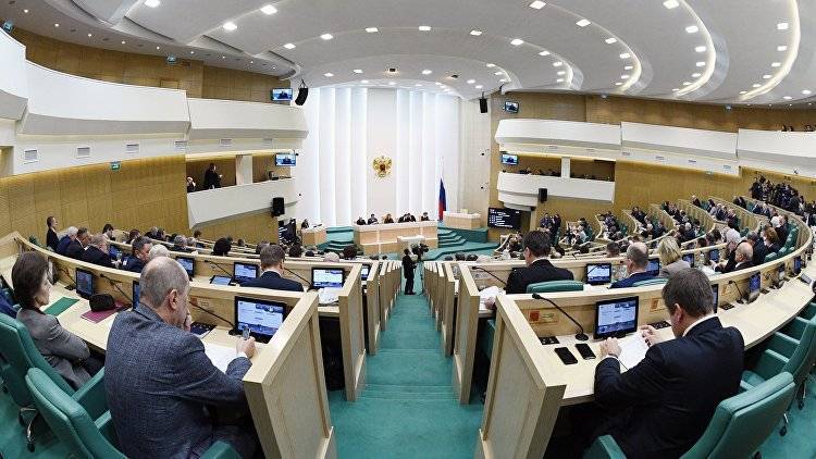 В СФ прокомментировали планы Киева о санкциях за газопровод в Крым